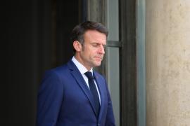 Emmanuel Macron, vizită la spitalul în care se află copii atacați cu cuţitul la Annecy. Starea micuților este stabilă, anunță medicii