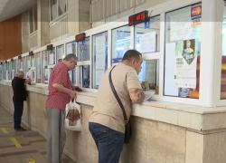 Gălăţenii care s-au grăbit să-şi plătească taxele pentru a primi 10% reducere au un nou impozit de achitat. Oamenii cred că e o glumă proastă a autorităţilor