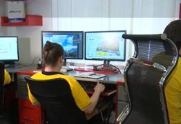 O fabrică de ambalaje din Iaşi are un nou "angajat": un program de Inteligenţă Artificială care le uşurează munca