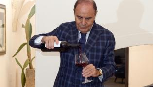 "Am regăsit în România bucuria de a trăi". Reacţia unui jurnalist italian pasionat de vinuri, în ţara noastră