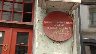 S-au semnat primele contracte prin Programul naţional de consolidare a clădirilor cu risc seismic. Oraşul Babadag, întâiul beneficiar