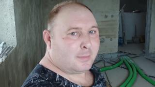 Răsturnare de situaţie în cazul presupusului criminal al fetiţei de 12 ani găsită în lada patului într-un apartament din Berceni