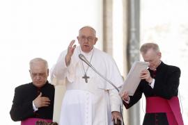 Papa Francisc, gata să părăsească spitalul după intervenția chirurgicală. Suveranul Pontif și-a reluat deja activitatea