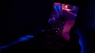 Pedeapsă cu închisoarea pentru "revenge porn". Câţi ani după gratii riscă cei care publică online fotografii intime ale unei persoane, fără acord