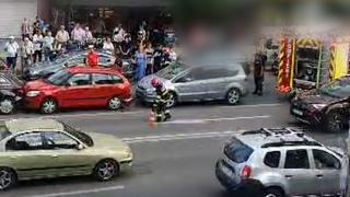 Carambol cu 4 maşini, provocat de un șofer beat criță, în Iași. Bărbatul nu a frânat la timp și a lovit în plin cele 3 vehicule care erau oprite la semafor
