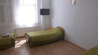 Elev din Buzău, găsit mort în internatul liceului. Supraveghetorul a dat alarma, după ce băiatul nu a coborât la masă