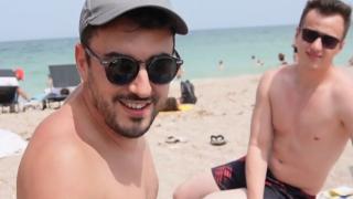 Prețuri ca-n Mamaia în Vama Veche, însă tinerii nu se plâng: "Berea-i rece. Păi asta ne salvează!"