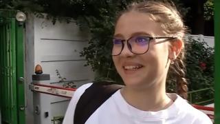 Tactica prin care o elevă vrea să obţină media 9.60 la Evaluarea Naţională. "Am simţit eu să o iau"