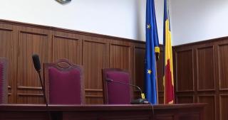 Încep protestele din Justiţie. Judecătorii şi procurorii din ţară îşi suspendă activitatea, nemulţumiţi că ar rămâne fără pensii speciale