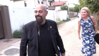 Piedone la primărie. De luni se întoarce la serviciu şi şi-a stabilit deja un obiectiv: să îi verifice pe cei care i-au ţinut locul