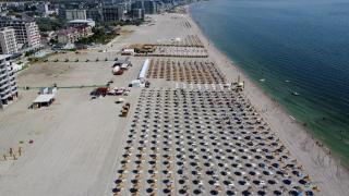 Cât costă un sejur de 3 nopţi la un hotel cu vedere la plajă "Blue Flag". România are doar 6 astfel de plaje, vecinii bulgari au 12