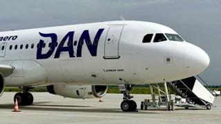 Ghinioane cu repetiţie pe aeroportul din Braşov. Un zbor către Londra, întârziere de 6 ore: aeroportul inaugurat curând nu are servicii de mentenanţă