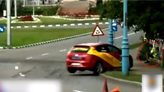 Incident grav la un raliu, în Drobeta-Turnu Severin: un tânăr de 17 ani, prins între maşina de curse şi gard. Organizatorii dau vina pe adolescent