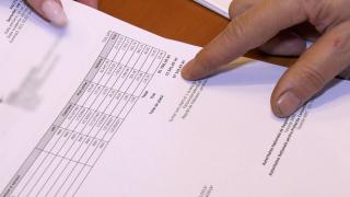 Plafonarea facturilor la energie, "ţintită" consumatorilor cu venituri mici. Până când se vor oferi subvenţiile