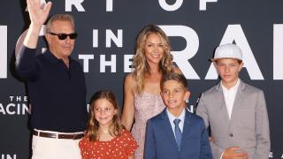 Kevin Costner, divorţ cu scandal după 18 ani de căsnicie. Actorul a obţinut, în instanţă, evacuarea din casă a fostei soţii