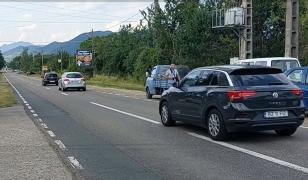 Patru muncitori intoxicaţi în timp ce curăţau un rezervor de combustibil. Unul dintre ei a ajuns la spital