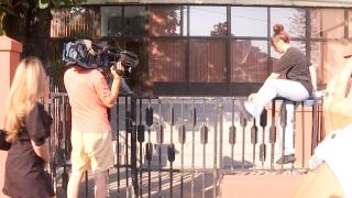 Titularizare 2023. Profesori prinşi la copiat sau care au sărit gardul pentru a intra în examen, după ce au întârziat