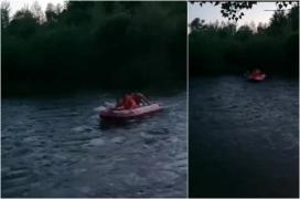 Doi adulţi şi un copil, salvaţi după ce s-au blocat pe râul Strei. Pompierii au luptat pe întuneric împotriva curenţilor puternici