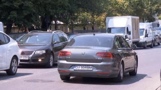 Sfaturi pentru şoferi, pe timp de caniculă. Nu porniţi aerul condiţionat imediat ce intrăm în maşină