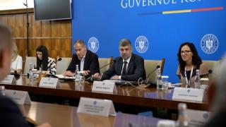 Guvernul se pregătește să majoreze salariul minim pe economie. La cât ar putea ajunge acesta de la 1 septembrie