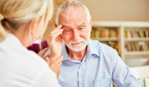 Punct de cotitură în lupta împotriva demenţei: A fost descoperit un nou medicament care încetineşte progresia Alzheimer