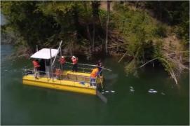 Izvoarele de munte, din ce în ce mai poluate. Chiar şi în zonele mai puţin vizitate, particulele de microplastic depăşesc valorile normale