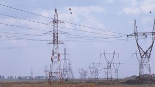 Guvernul dă cu o mână şi ia cu alta. Situaţia în care s-au trezit mai firmele care ar fi trebuit să se racordeze gratis la reţeaua electrică