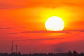 Cod roșu de caniculă, marți și miercuri, în București și mai multe județe din sudul-estul țării. ANM anunță temperaturi extreme, de peste 42 de grade Celsius