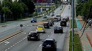 Un şofer furios a dat cu spray iritant într-o maşină în Suceava. A pus în pericol viaţa unui bebeluş de 8 zile