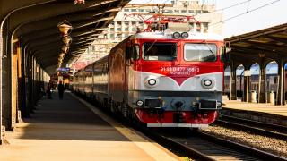 Record de întârzieri la CFR. În doar 5 zile, trenurile din România au întârziat aproape 40 de zile
