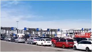 Soluţiile găsite de autorităţi pentru a fluidiza traficul din vămi. Şoferii au de aşteptat ore întregi pentru a intra sau a ieşi din ţară