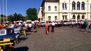 Ziua Naţională a Ambulanţei, sărbătorită la Târgu Jiu. 117 ani de activitate, marcaţi cu o paradă a salvatorilor