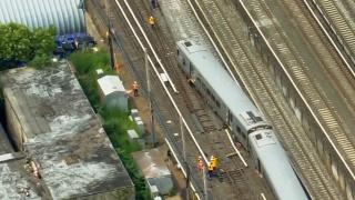 13 răniţi, după ce un tren a deraiat în SUA. În momentul impactului, la bord se aflau 100 de persoane