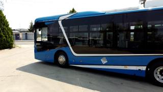 Cum arată autobuzele full-electric care vor circula prin Bucureşti. Printre dotări, scaun cu masaj pentru şofer