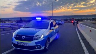 Biciclist spulberat de o maşină, în timp ce mergea pe contrasens. Şoferiţa de 19 ani, în stare de şoc după accidentul mortal din Mioveni