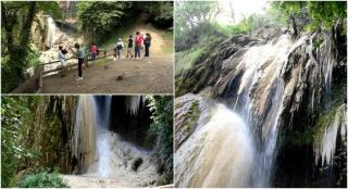 O stâncă din Cascada Clocota s-a prăbuşit. Din simbol al staţiunii Geoagiu-Băi, acum a devenit pericol pentru turişti: "S-ar putea acorda şi amenzi"