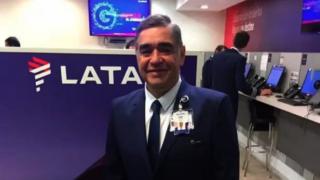 "A fost îngrozitor". Un pilot a murit în timpul zborului, după ce i s-a făcut rău. La bord se aflau aproape 300 de pasageri