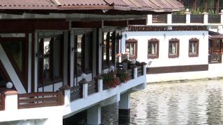 Românii se gândesc deja la vacanţa de iarnă. De ce reduceri pot beneficia cei care îşi rezervă concediul în avans