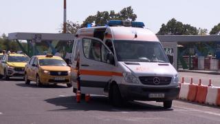 "Nimeni nu știa nimic de noi". Calvarul părinţilor fetiţei cu dizabilităţi, la un pas să rămână fără oxigen în timpul unui zbor Wizz Air. Reacţia companiei