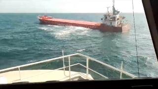 Alertă în Marea Neagră. Navă încărcată cu grâu, în pericol de scufundare, lângă Constanța. Operaţiune de salvare
