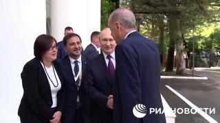 Putin şi Erdogan au început negocierile la Soci. Ce pretenţii are Rusia şi ce vrea Turcia