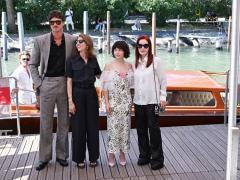 Festivalul de film de la Veneţia. Controversele stârnite de filmul "Priscilla", despre începutul relaţiei dintre ea şi Elvis Presley. Fanii l-au numit "dezgustător"