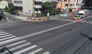 Trupa Şuie Paparude, implicată într-un accident în Timişoara. Maşina lor a fost lovită din spate la semafor de o autoutilitară