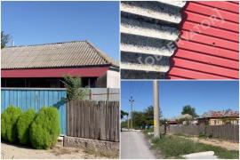 Un glonţ a lovit o casă din Chilia Veche, după drona din Ceatalchioi. Primarul întreabă oamenii din sat dacă vor să plece: "Este o stare de panică"