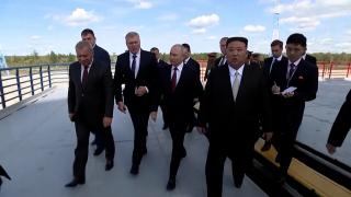 Ce ar putea primi Kim Jong-un de la Vladimir Putin în schimbul armelor de care rușii au nevoie în Ucraina. Ce riscuri își asumă Moscova