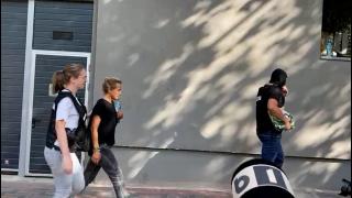 Mama lui Vlad Pascu a fost reţinută pentru 24 de ore pentru că a încercat să înfluenţeze declaraţiile martorilor