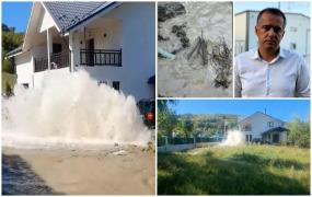 Băcăuanii primesc din nou apă cu porţia, după ce una dintre conductele principale care aprovizionează oraşul s-a spart. Culmea, ţeava trece pe sub o casă