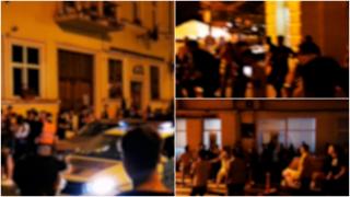 100 de liceeni și-au aruncat pumni și picioare în fața primăriei din Făgăraș, după ce s-au certat din cauza banilor strânși pentru balul bobocilor