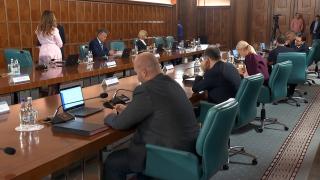 Un milion de români ar putea avea salarii mai mici din octombrie. Măsurile fiscale, adoptate în câteva zile