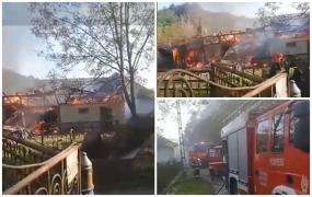 Incendiu violent într-un sat din Hunedoara: O gospodărie distrusă de flăcările puternice